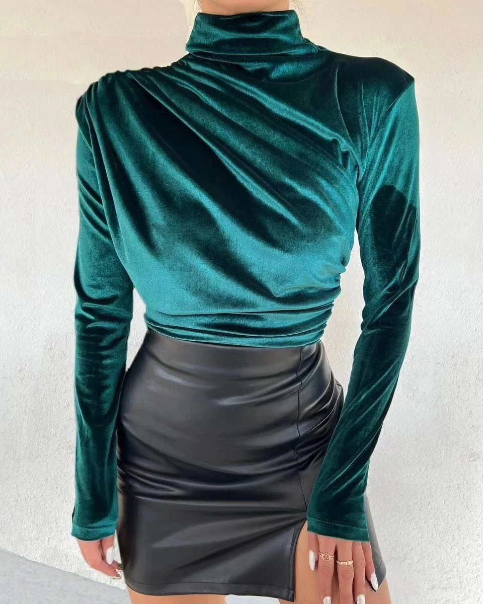 İthal İnci Kadife Kumaş Omuz ve Bel Pile Dik Yaka Bluz