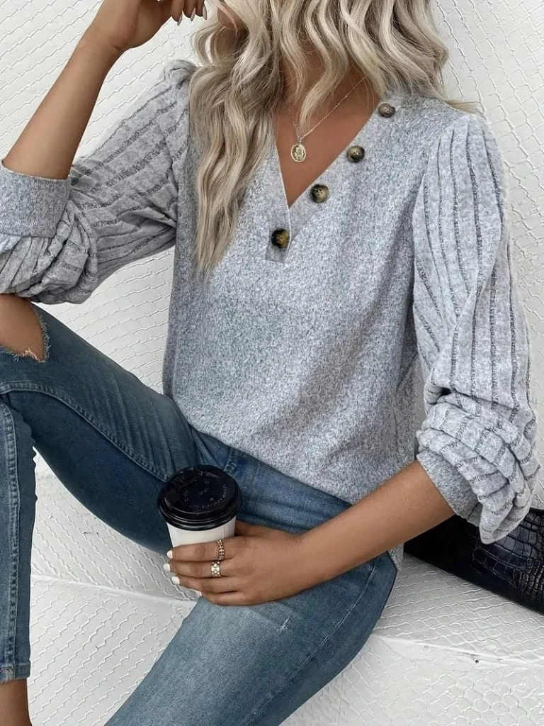 Kolları Fitilli Yakası Düğme Detay Şardonlu Bluz
