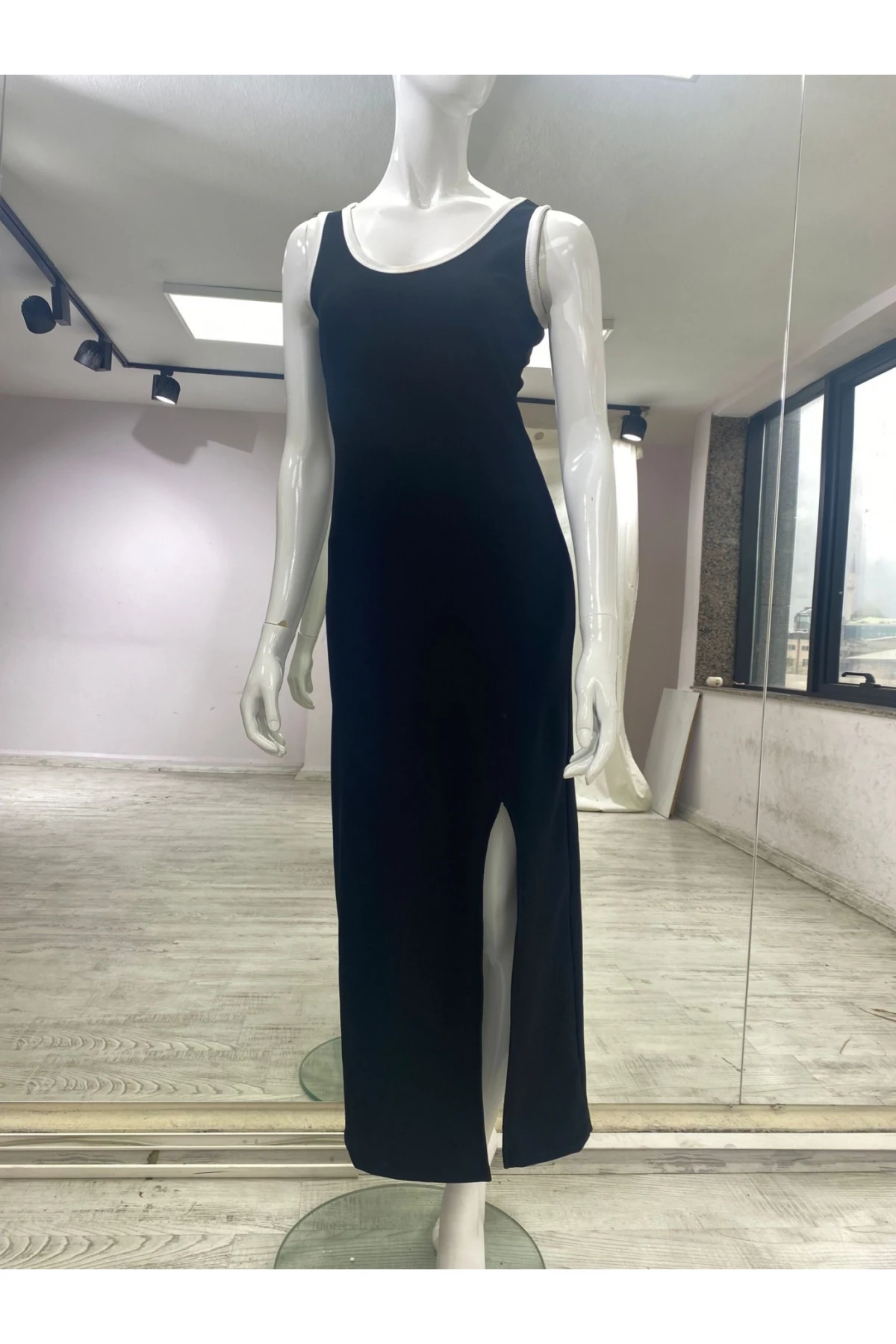 Ottoman Kumaş Askıları Şeritli Yandan Yırtmaçlı Midi Boy Elbise