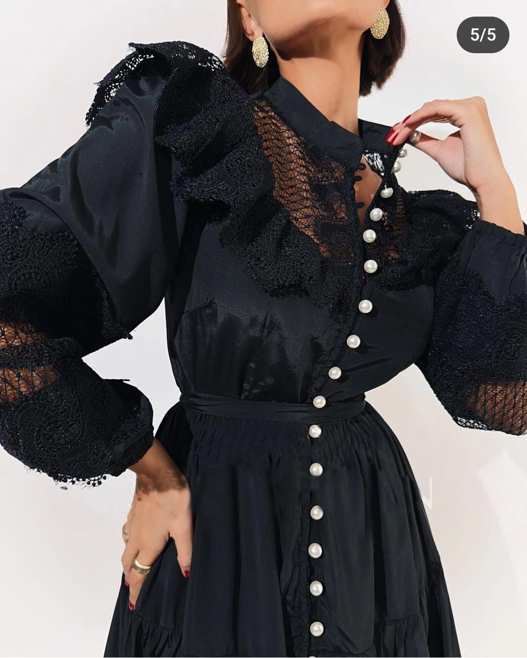 Saten Kumaş Dantel Detaylı İnci  Elbise