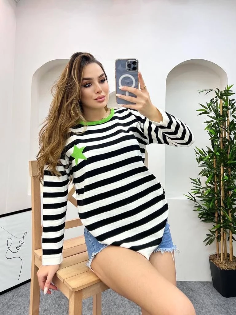 Yıldızlı Triko Kazak