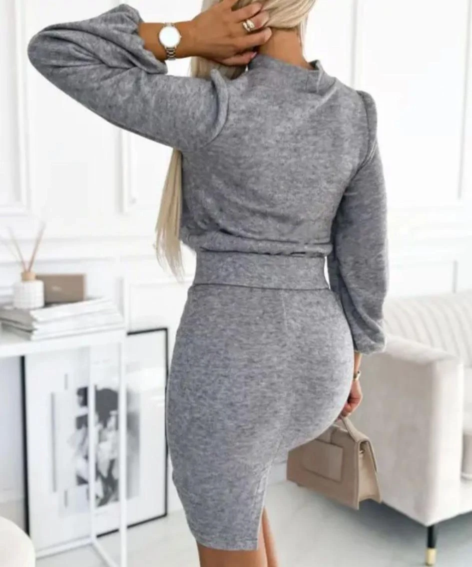 Yumoş  Kumaş Kemerlı Elbise