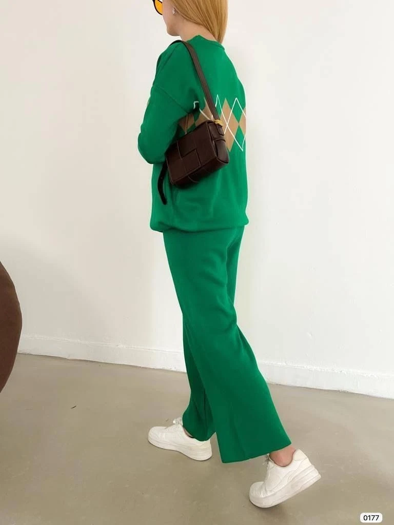 Baklava Desenli Triko Takım