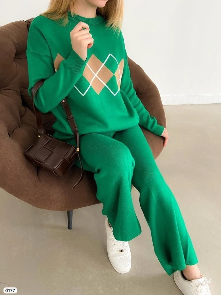 Baklava Desenli Triko Takım