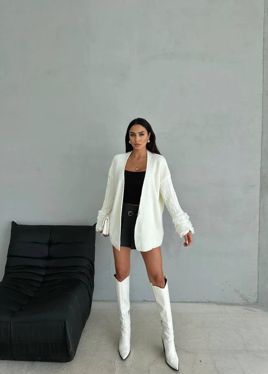 Bilekleri Kırçıllı Triko Hırka