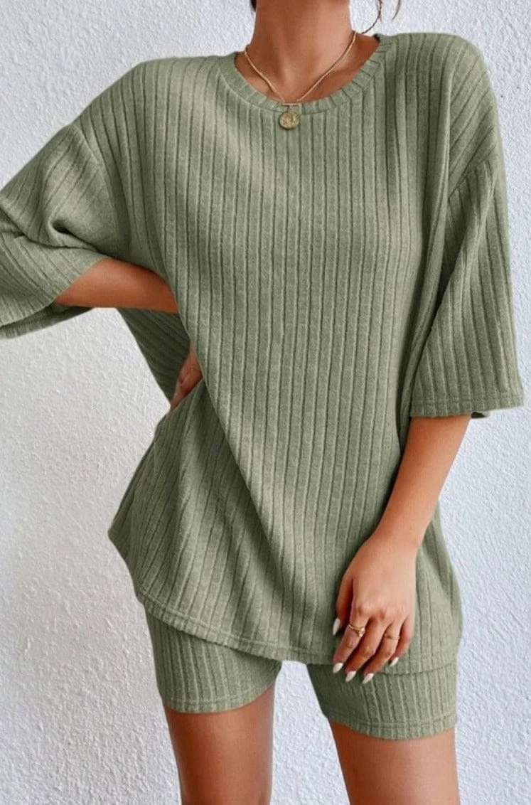 Bisiklet Yaka Kaşkorse Bluz Şort İkili Takım