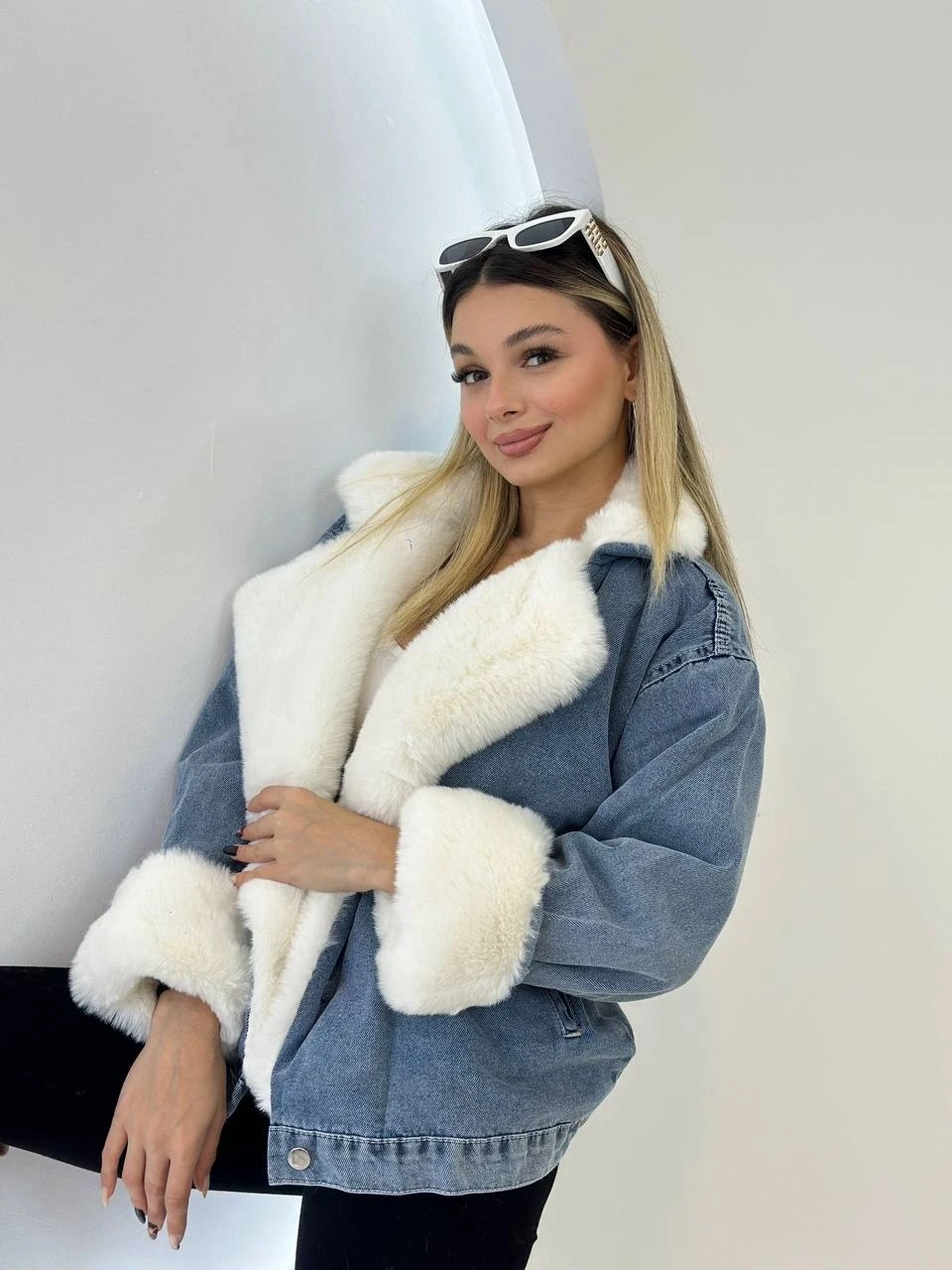 Denim Yıkamalı İçi Peluş Mont