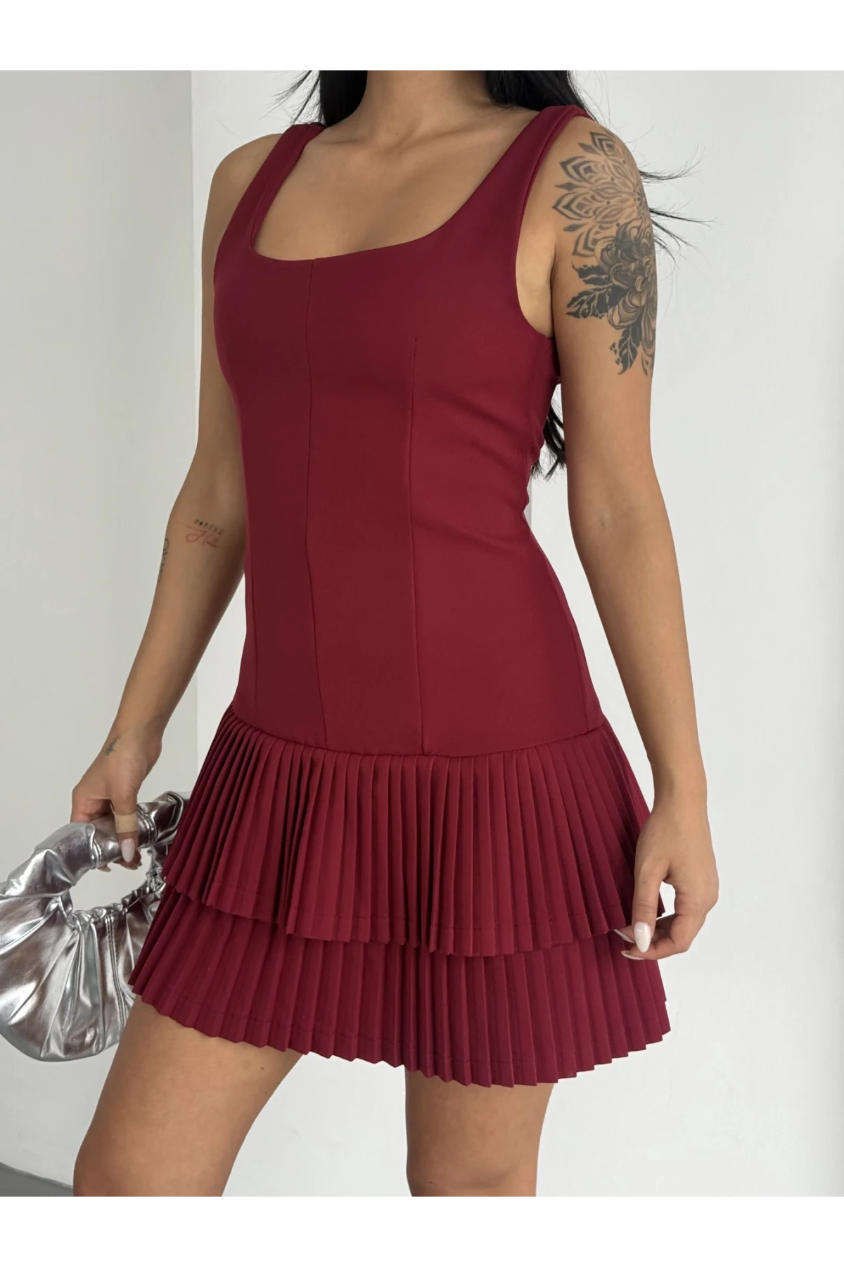 İthal Dabıl Kumaş Piliseli Z@ra@ Model Elbise ** İçi şortludur