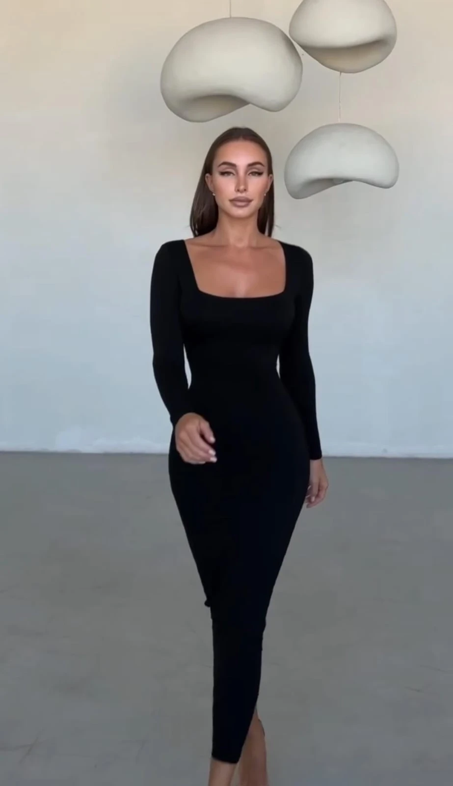 Kare Yaka Dalgıç Kumaş Elbise