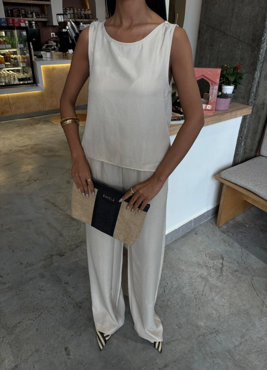 Keten Kumaş Sırt Detaylı Takım