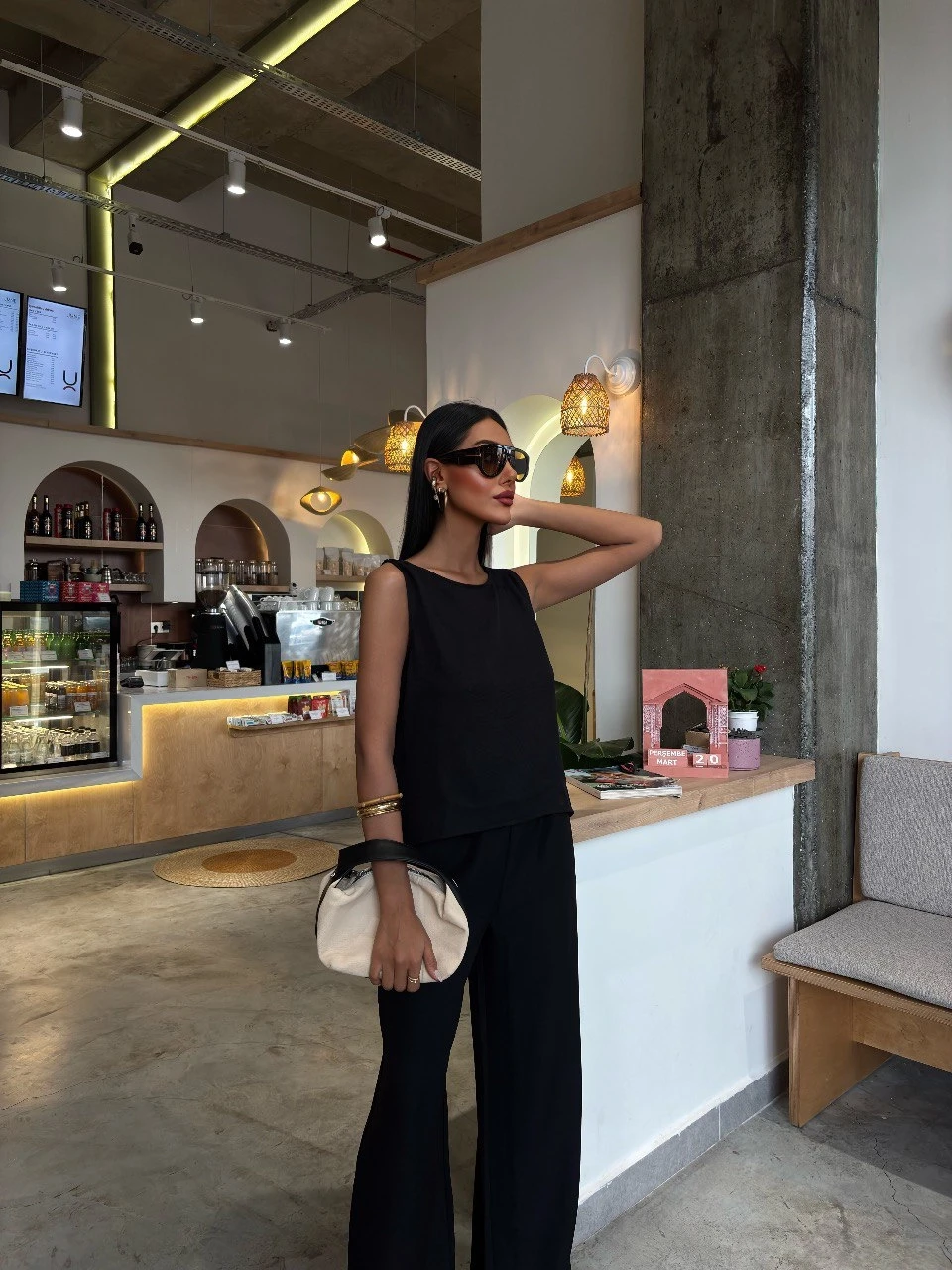 Keten Kumaş Sırt Detaylı Takım