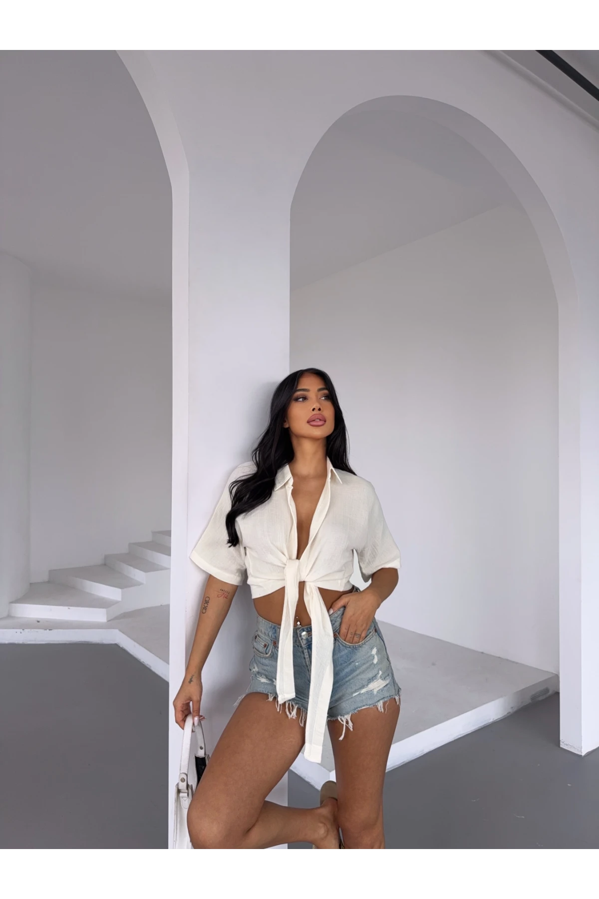 Müslin Keten Bağlamalı Bluz