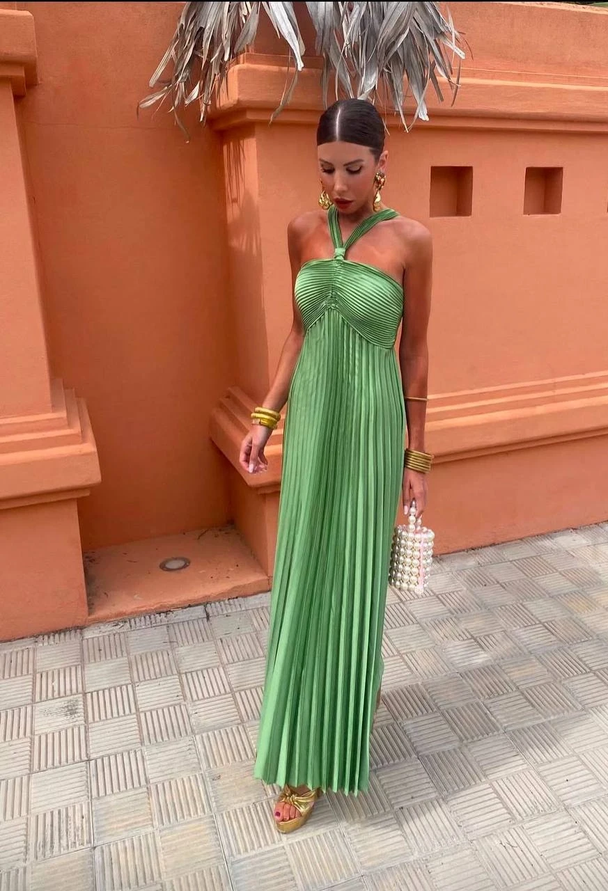 Pilise Detaylı Omuz Askılı Saten Elbise