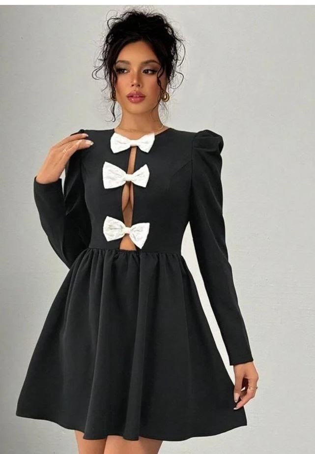 Scuba Kumaş Fiyonk aksesuarlı  Elbise