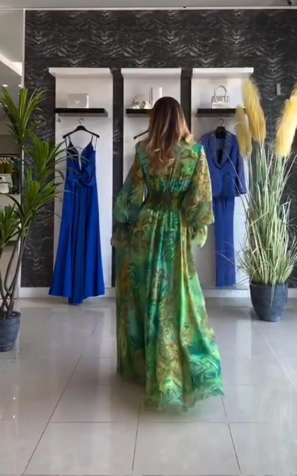 Şifon Kumaş Vrsc Desen Maxi Boy Gipeli Düğmeli Elbise