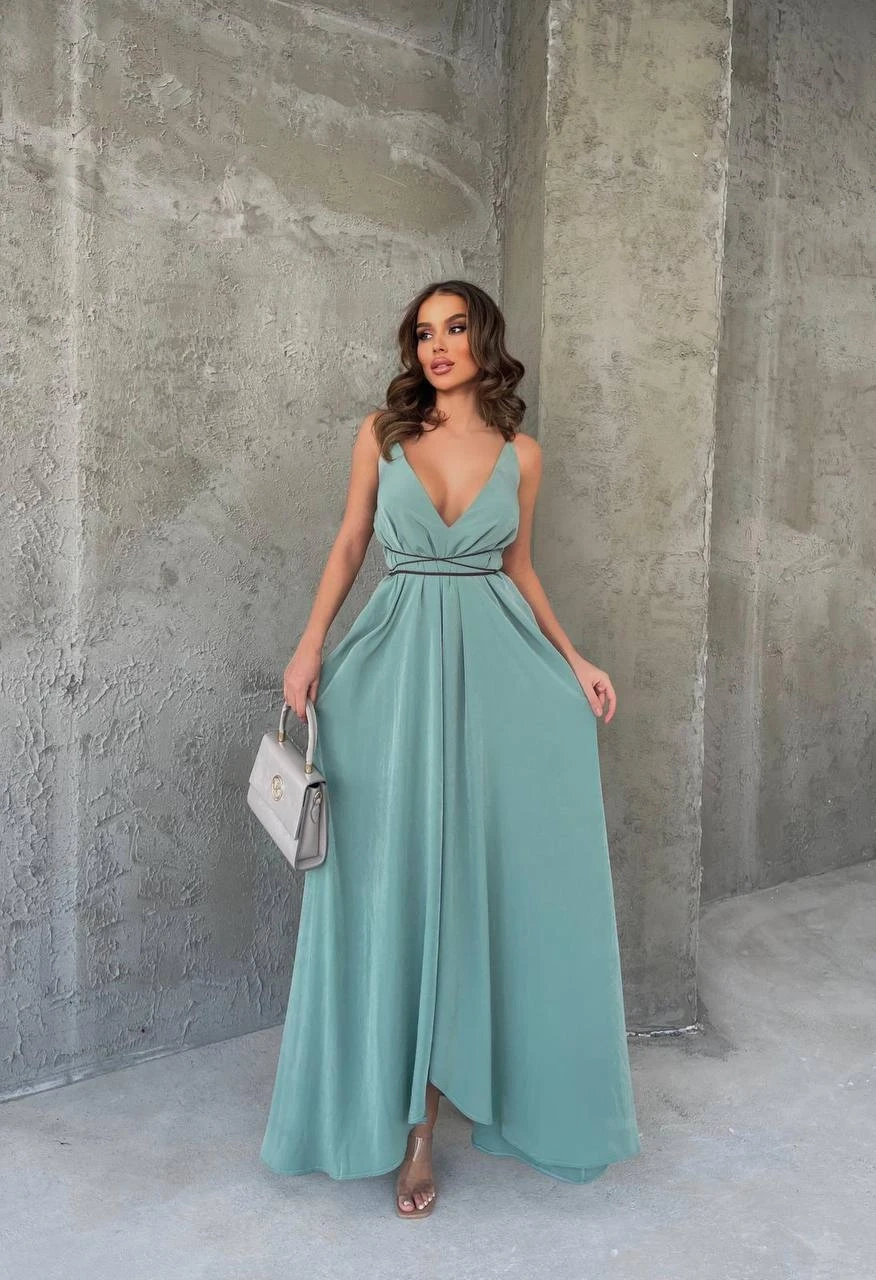 Sırt Detaylı Ayrobin Kumaş Maxi Elbise