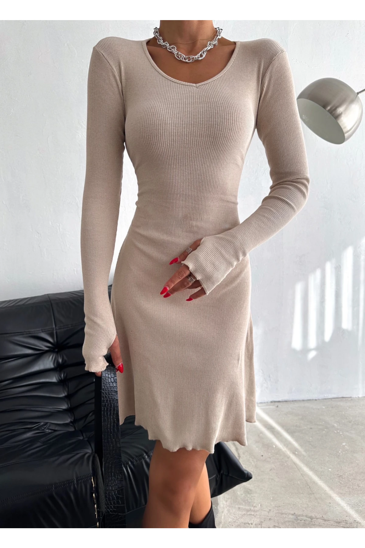 Sırtı İp Detaylı Kaşkorse Elbise