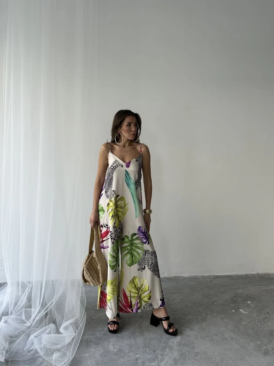 Tropikal Desen Ayarlanabilir İp Askılı Tulum