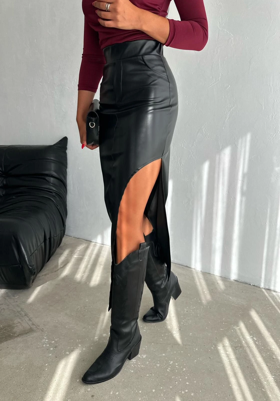 Yırtmaçlı Deri Etek