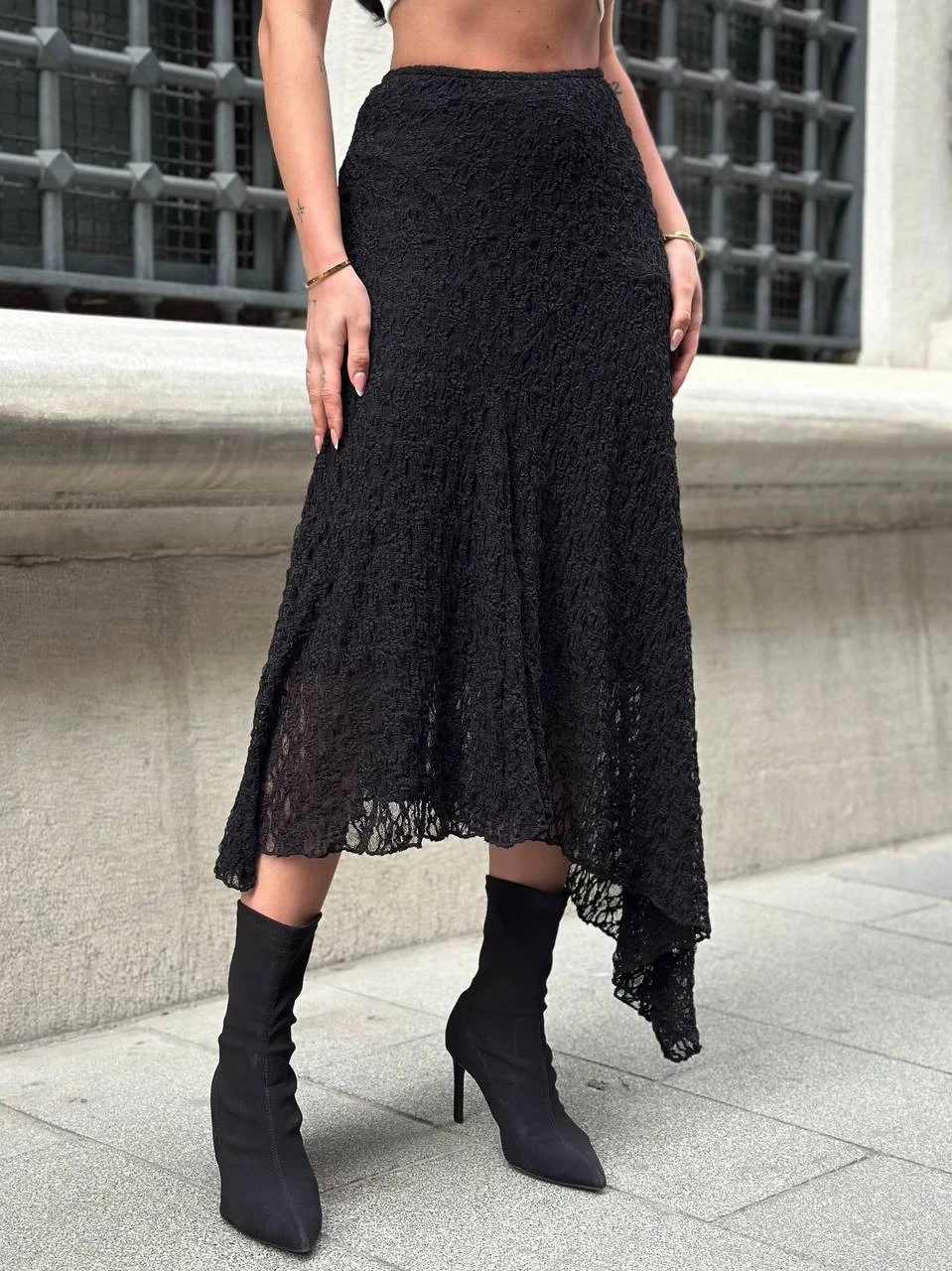 Asimetrik Kesim Astarlı Etek Siyah