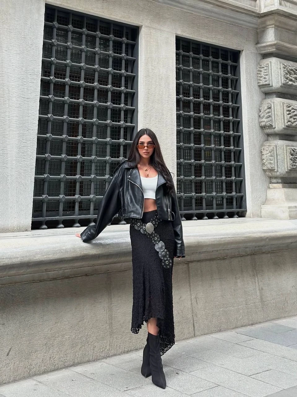 Asimetrik Kesim Astarlı Etek Siyah