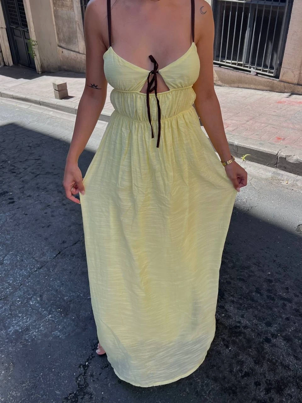 Askılı Göğüs Bağlama Detay Keten Elbise Sarı