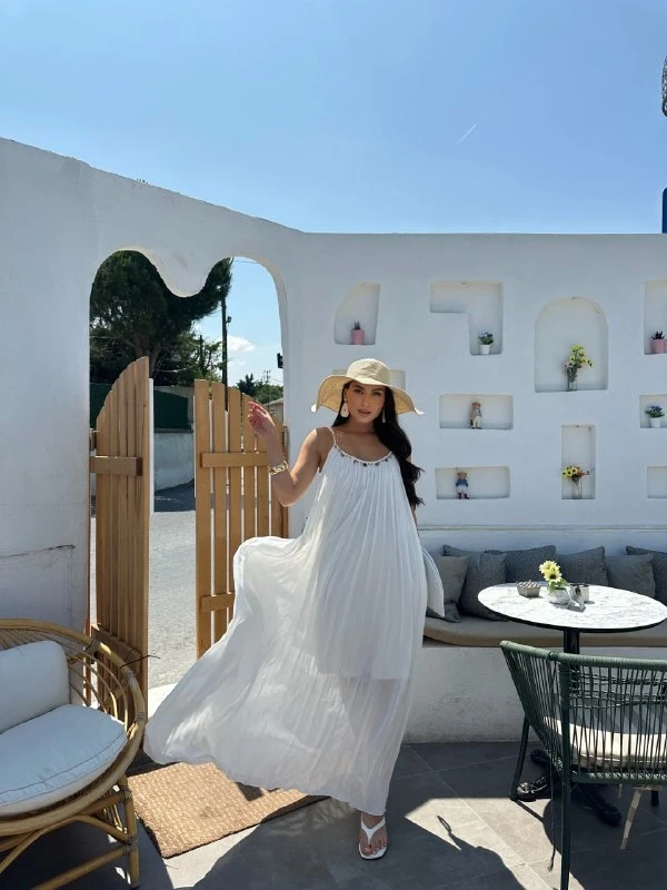 Askılı Önü Boncuklu İşlemeli Salaş Elbise Beyaz