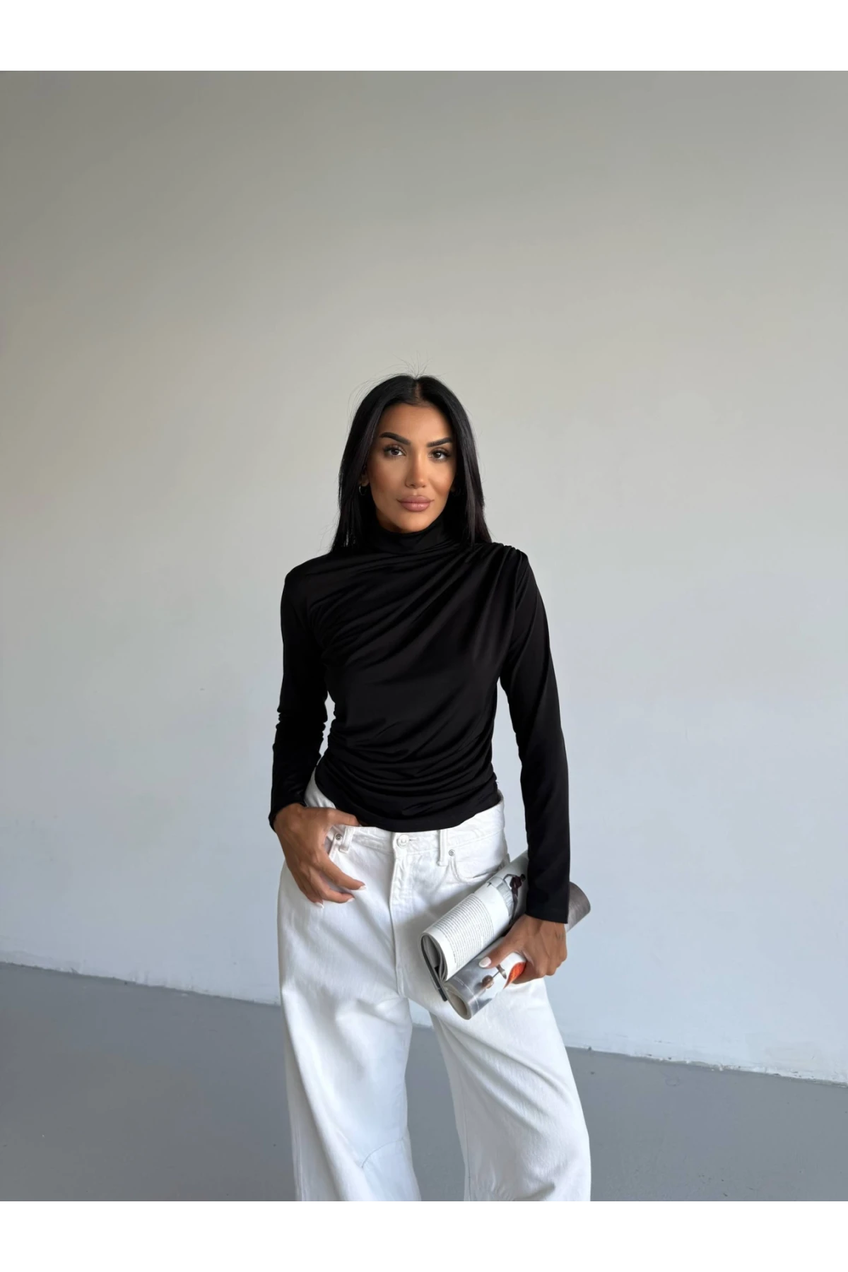 Boğazlı Siyah Sandy Bluz