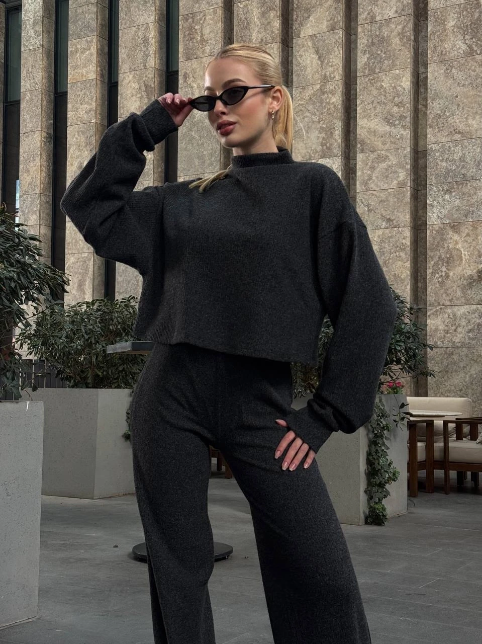 Dik Yaka Yumoş Takım Antrasit