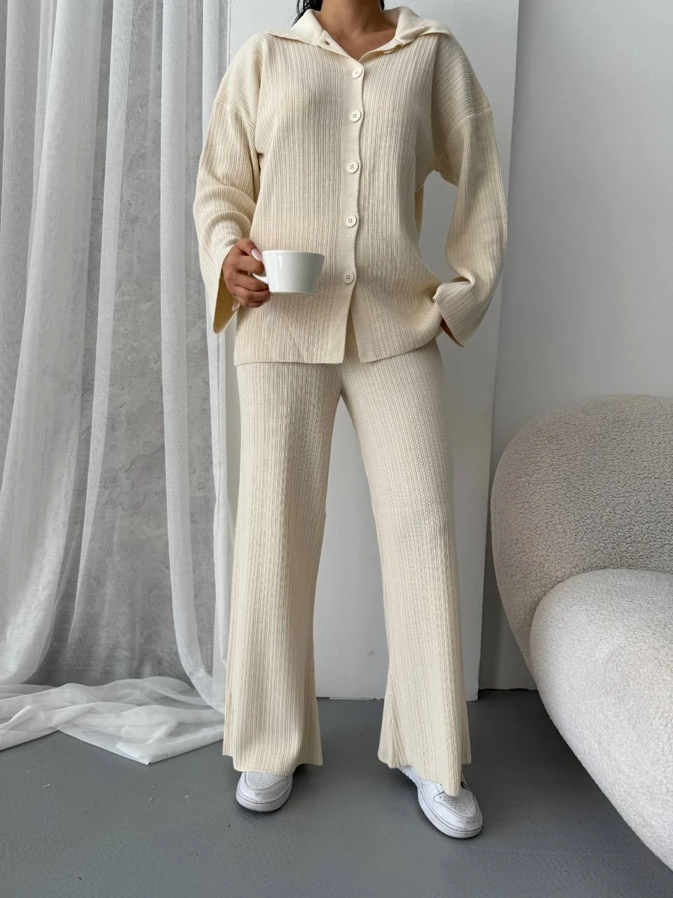 Düğmeli Ceket Yaka Triko Takım Ekru