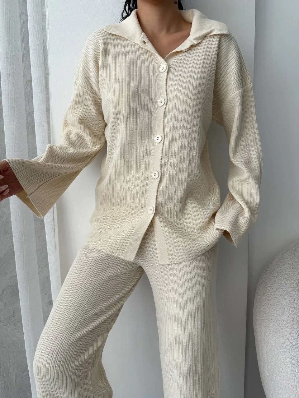 Düğmeli Ceket Yaka Triko Takım Ekru