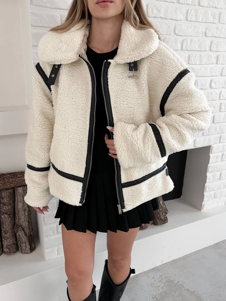 Ekru Oversize Toka Detay Peluş Kaban