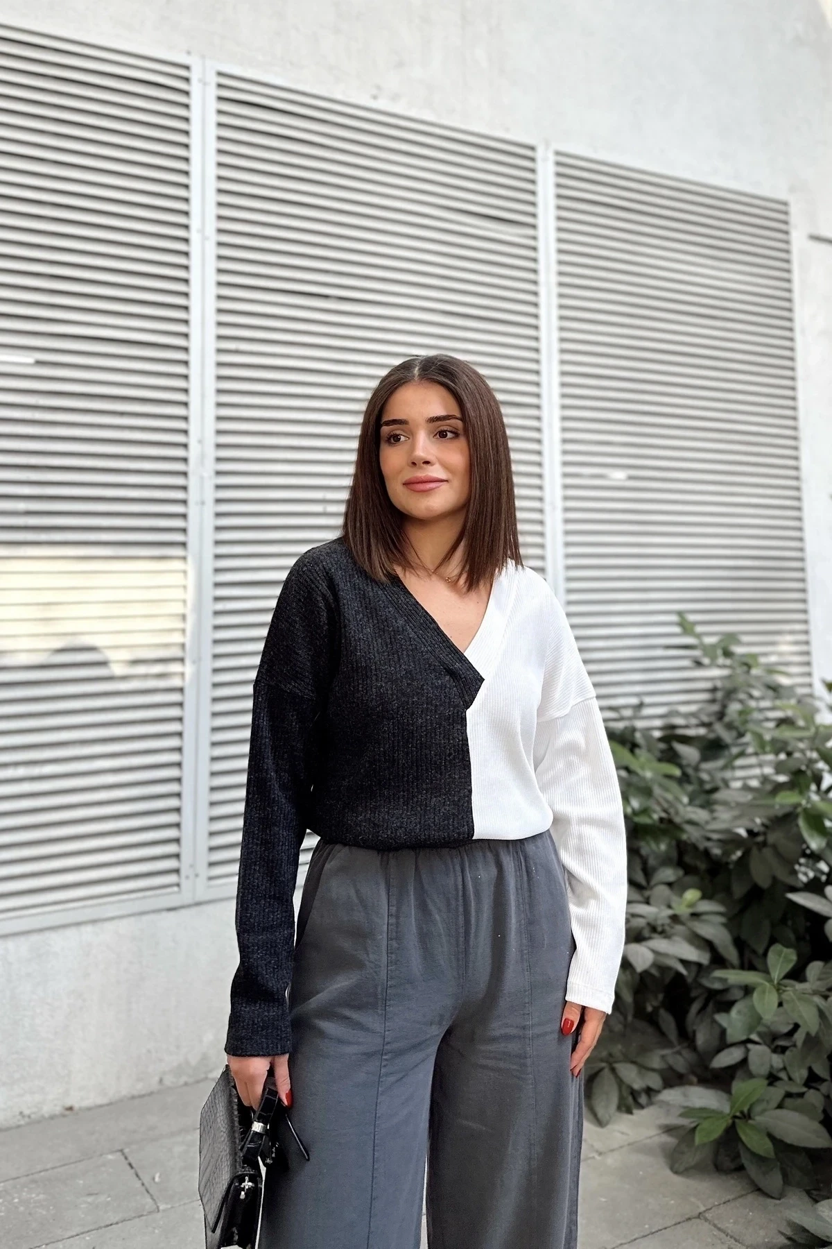 Kadın Antrasit & Ekru Günlük Stil V Yaka Kazak