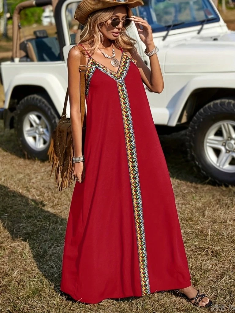 Askılı V Yakalı Etnik şerit Detaylı Uzun Viskon Elbise