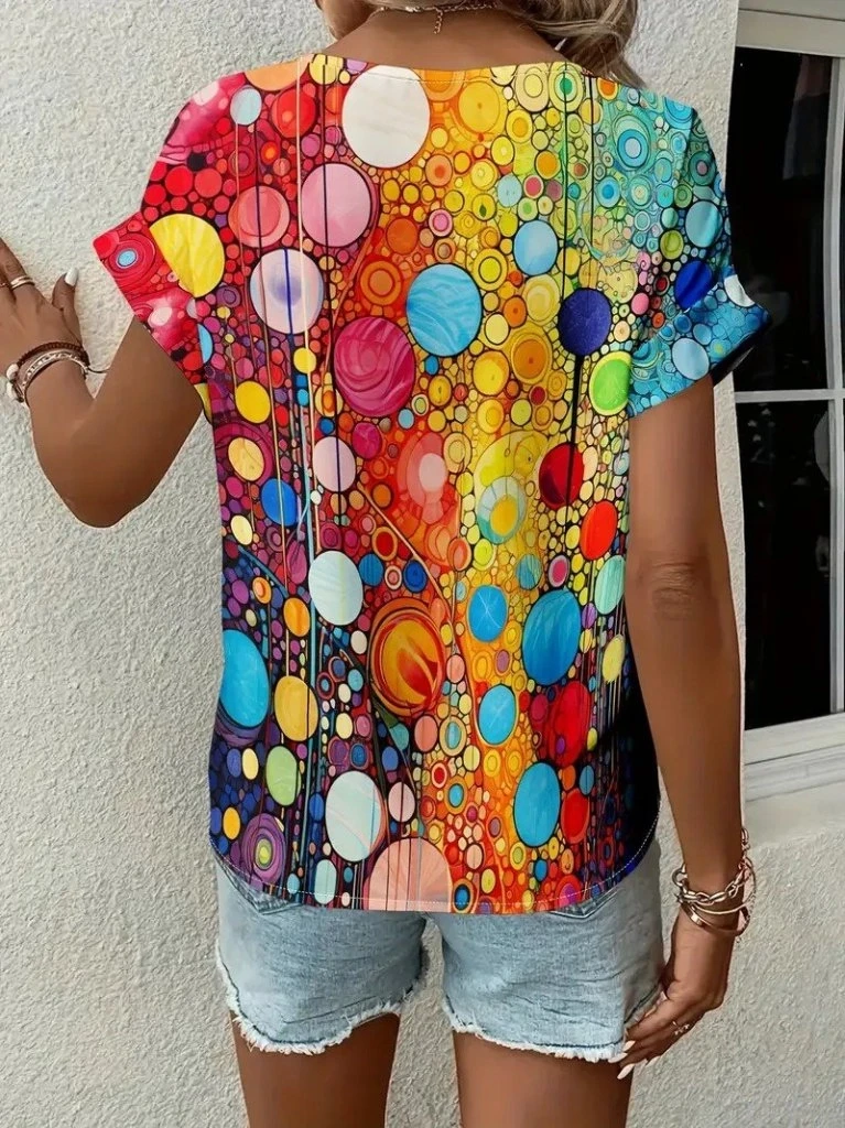 Kısa Kollu V Yakalı Desenli Süprem Bluz