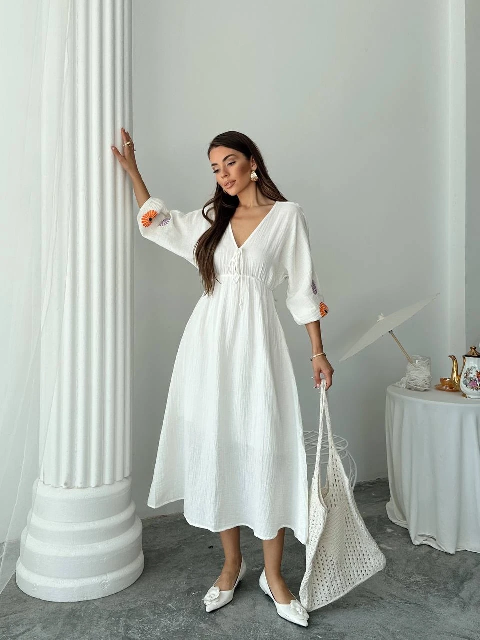 Kol Nakış Detay Müslin Elbise