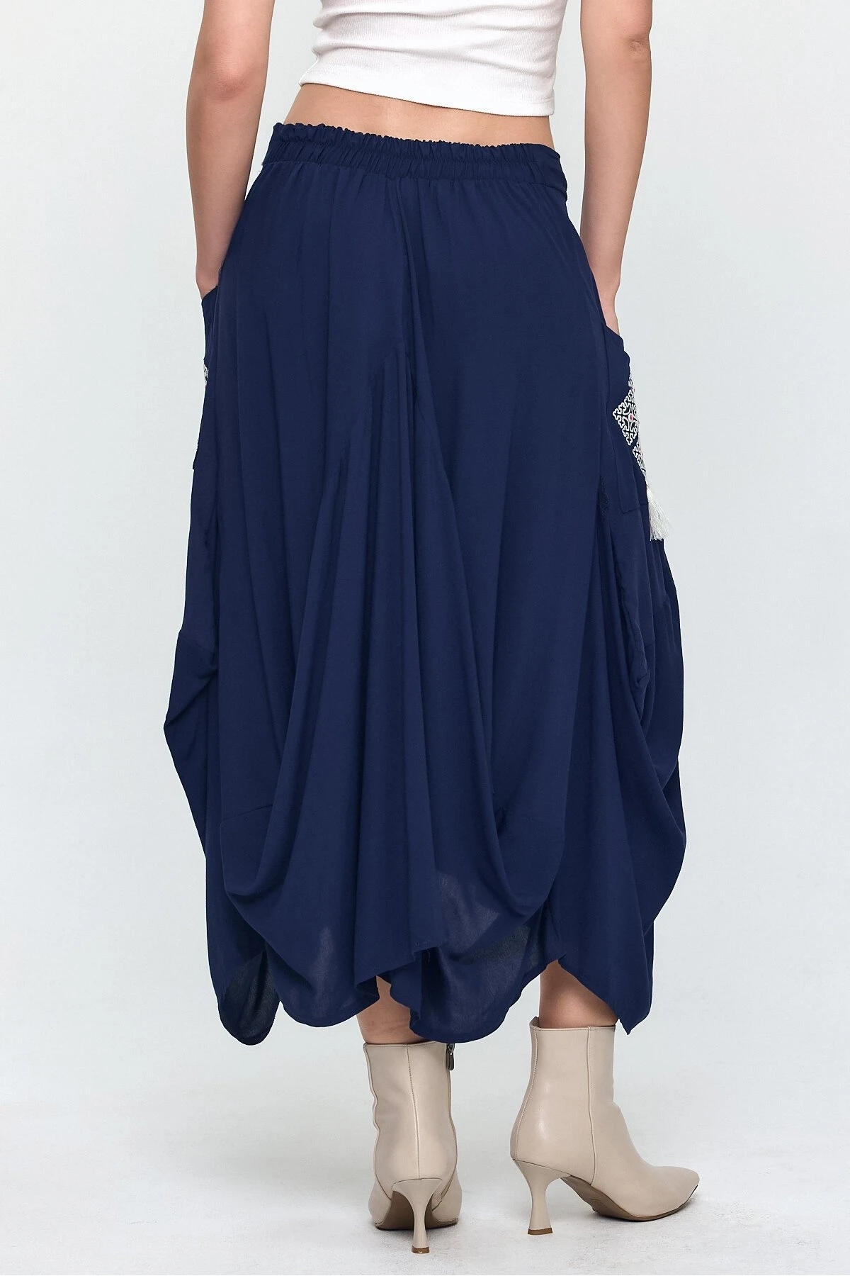 Nakış Detaylı Bağcıklı Cepli Şalvar Etek Lacivert