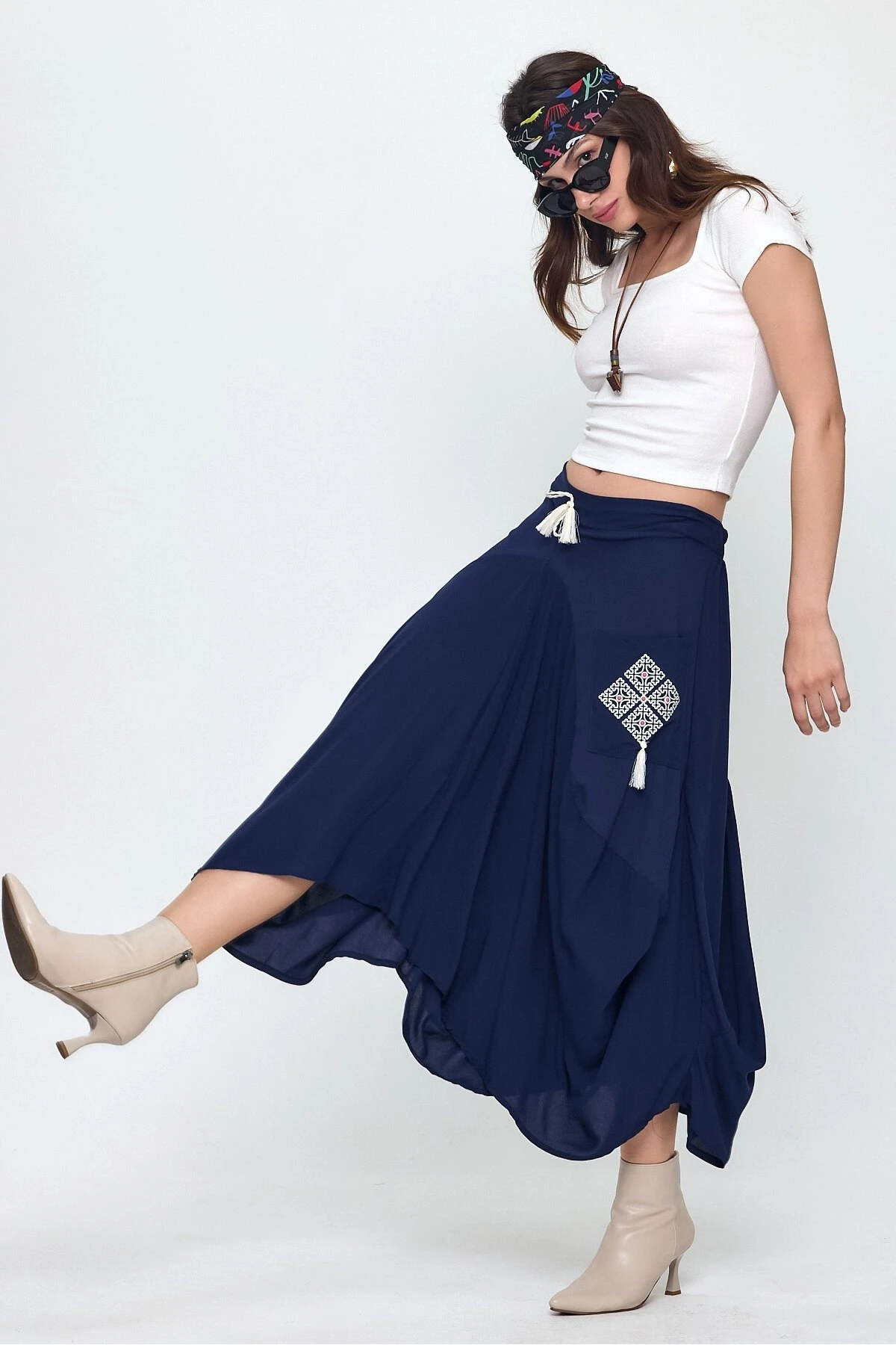 Nakış Detaylı Bağcıklı Cepli Şalvar Etek Lacivert