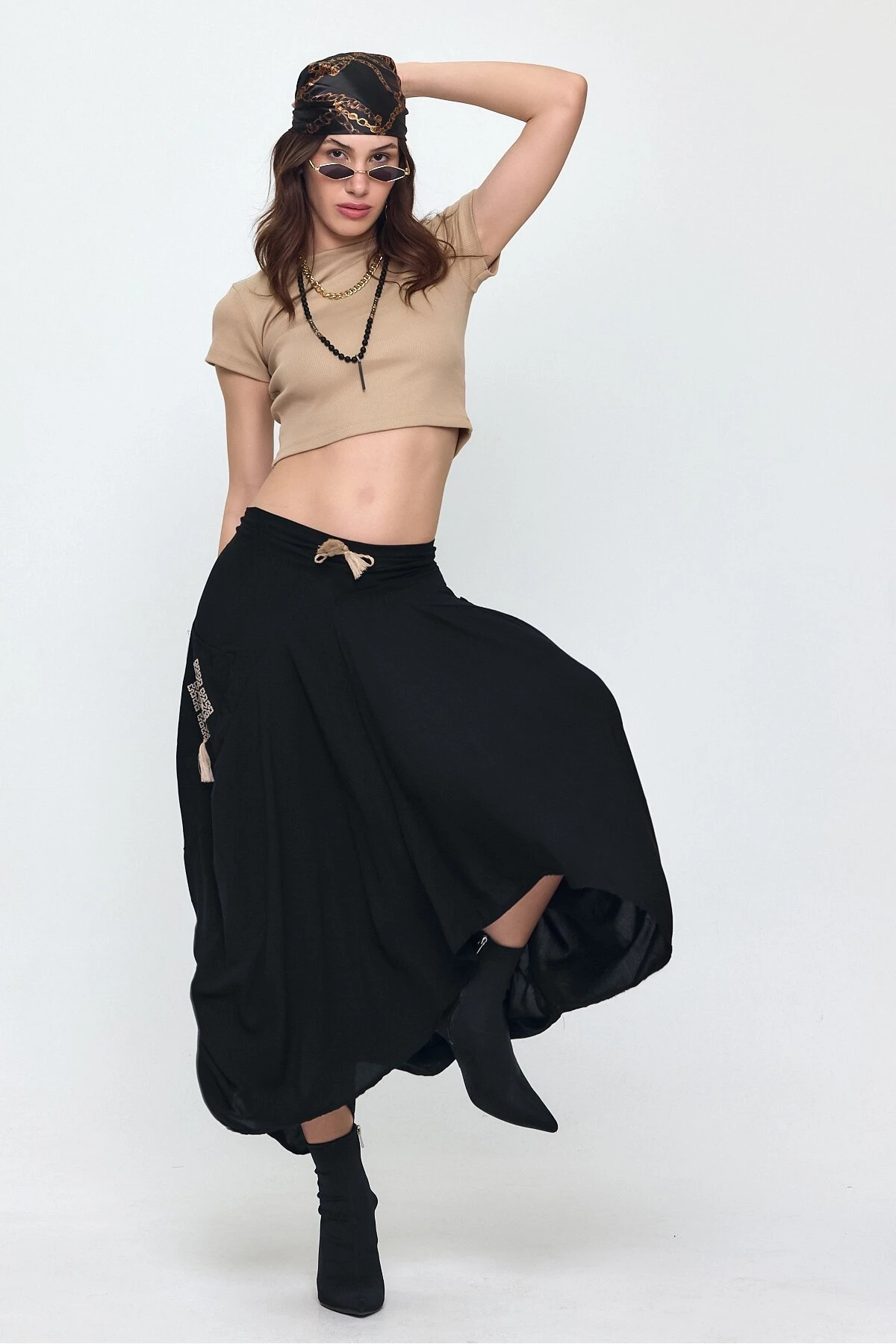 Nakış Detaylı Bağcıklı Cepli Şalvar Etek Siyah