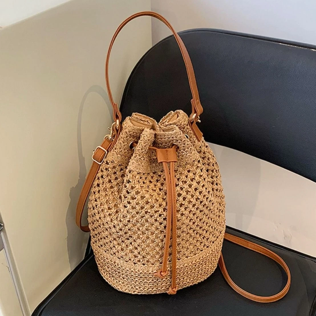 NWC-1002 El Örgüsü Camel Hasır Çanta