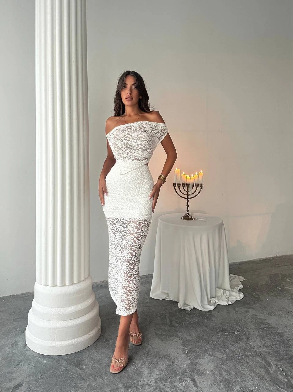 Sırt Bağlama Detay Tasarım Güpür Takım Beyaz