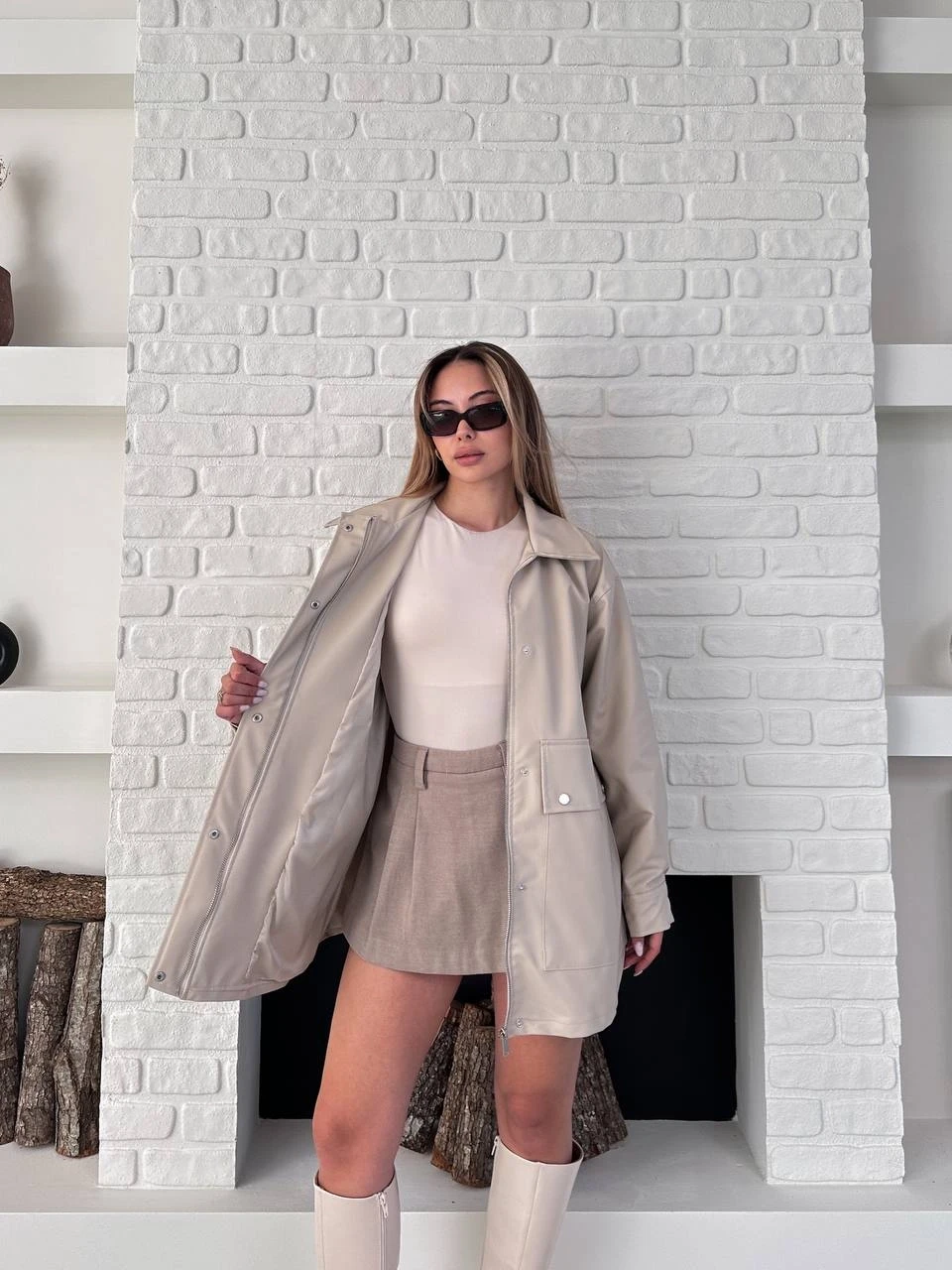 Taş Rengi Deri Oversize Yağmurluk