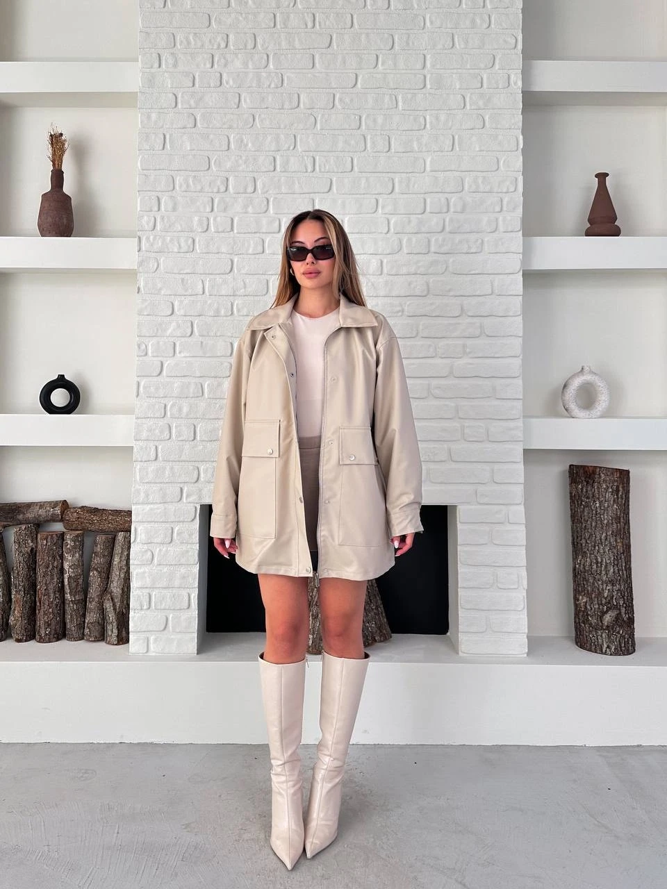 Taş Rengi Deri Oversize Yağmurluk