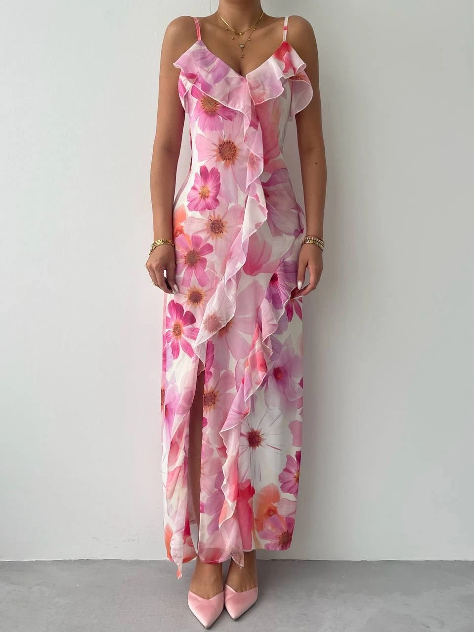 Tül Desenli Yırtmaçlı Elbise