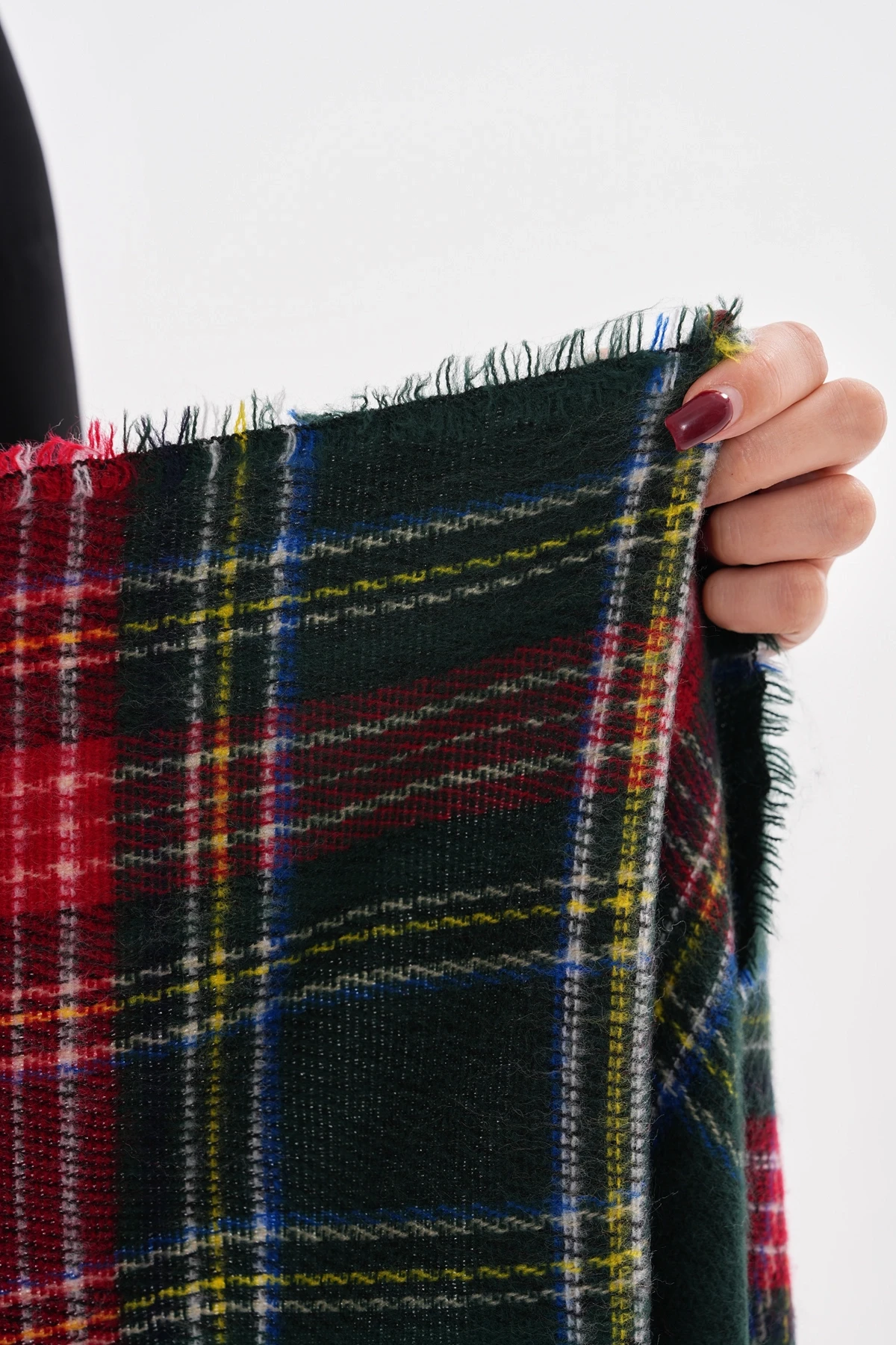 15303 Ekose Desenli Yeşil Püsküllü Puf Kalın Şal