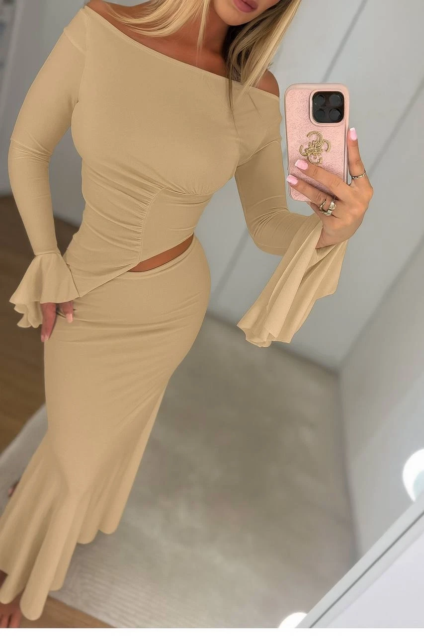 Asimetrik Kol Detay Bluz ve Etek Takım