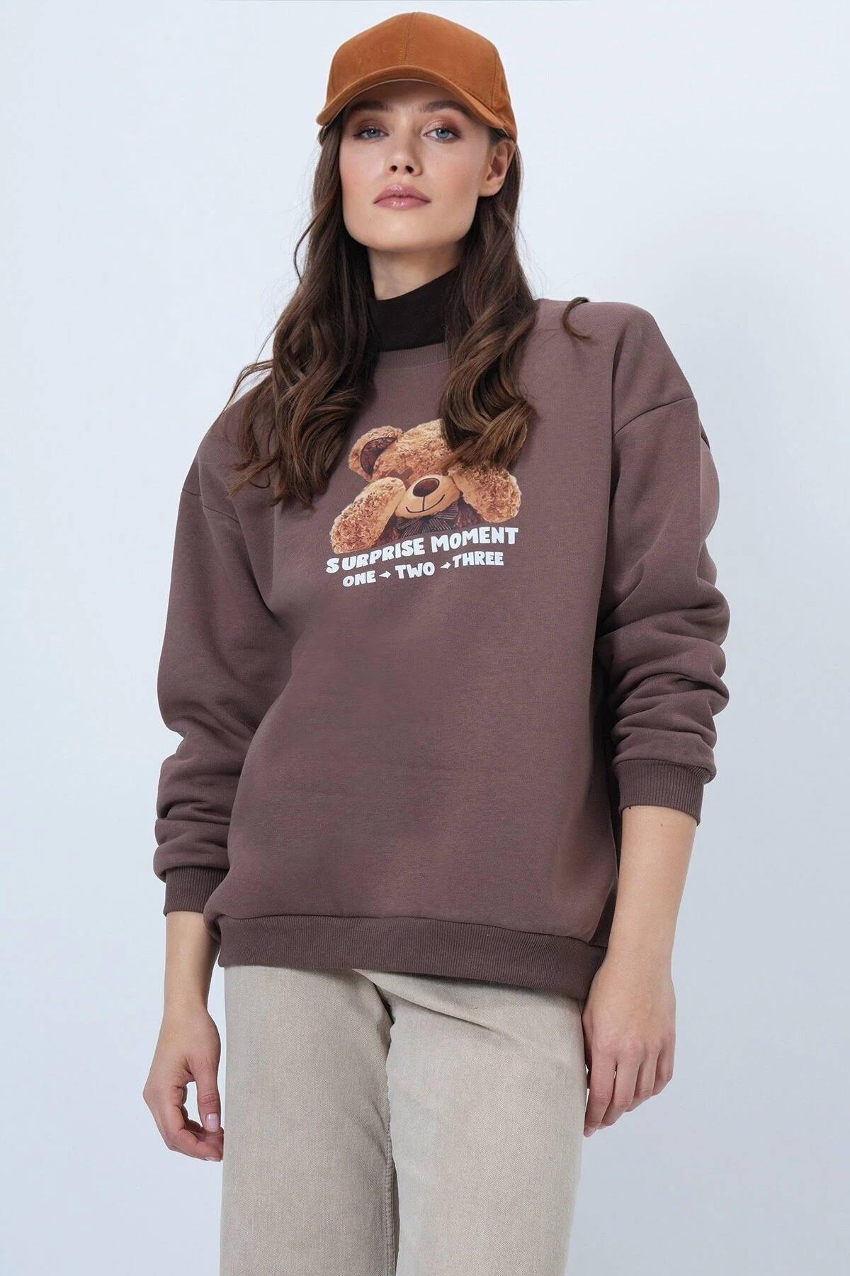 Ayıcık Baskılı Bisiklet Yaka Sweatshirt