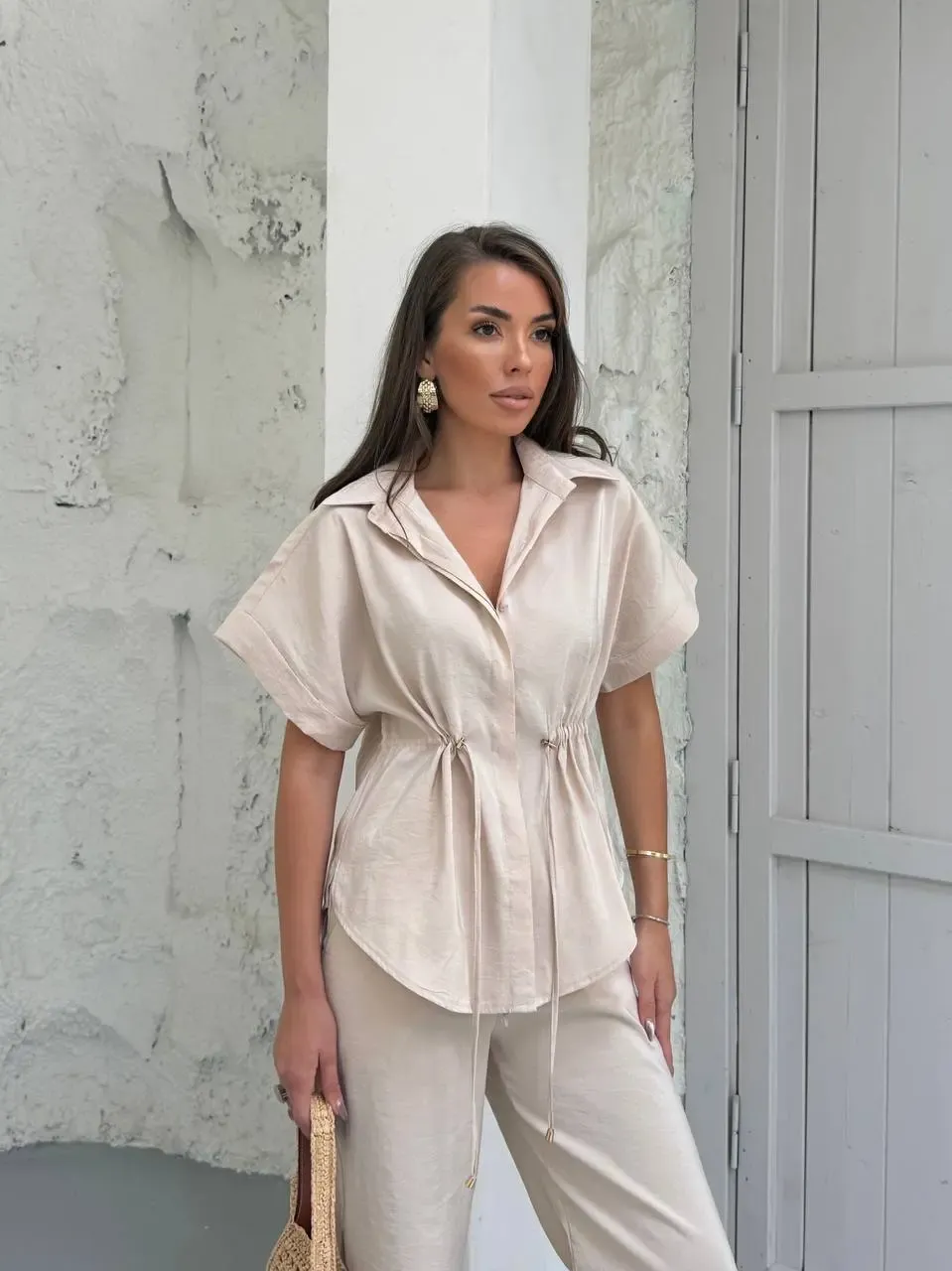 Bel Büzgü Detaylı Kısa Kol Üst ve Pantalon Takım Krem
