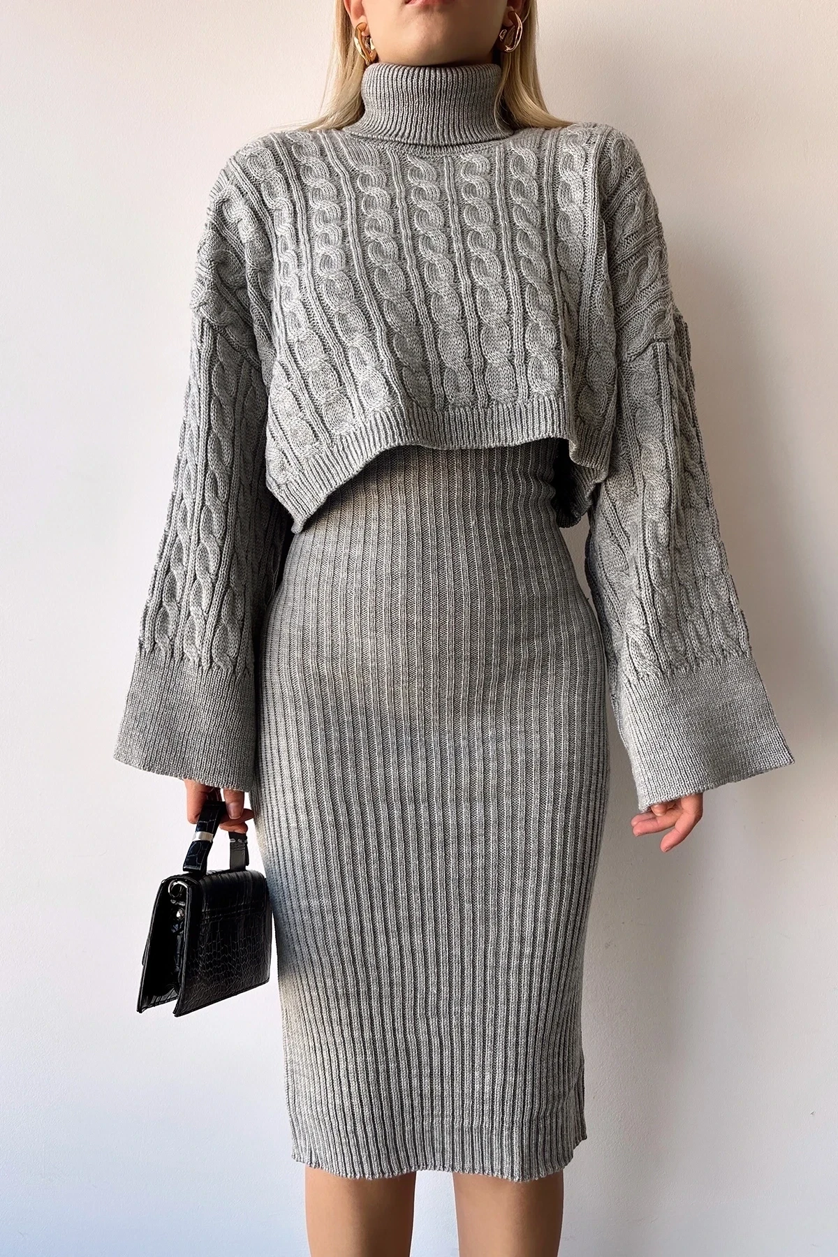 Boğazlı Crop Kazak Triko Elbise Takım