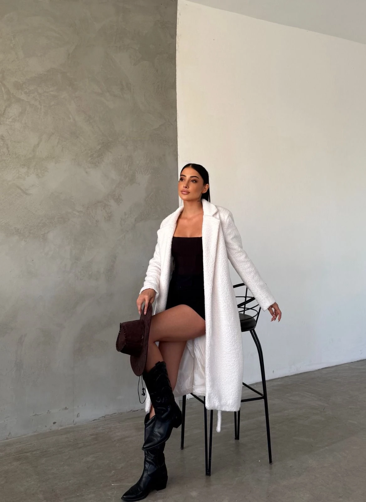 Buklet Kumaş Kuşaklı Mont Ekru